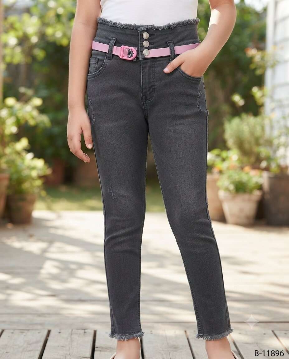 GIRLS PLAIN 5 BTN JEANS (28*32)
